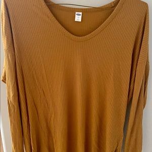 Old Navy size large gold lightweight long sleeve tunic T